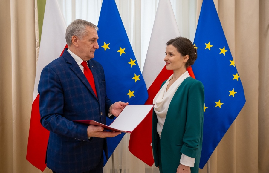 Potwierdziło się! Paweł Adamów jednak nie zostanie wojewodą 