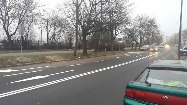 Wzdłuż Kolejowej ubyło kilkanaście miejsc. Gdzie parkować?