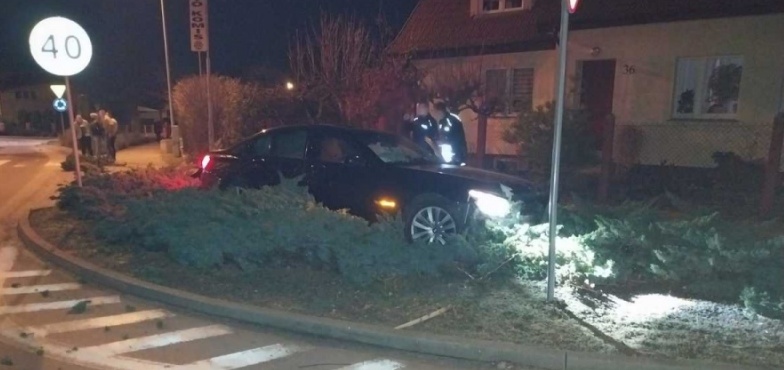 Uciekał przed policją i rozbił auto. Grozi mu nawet 5 lat więzienia