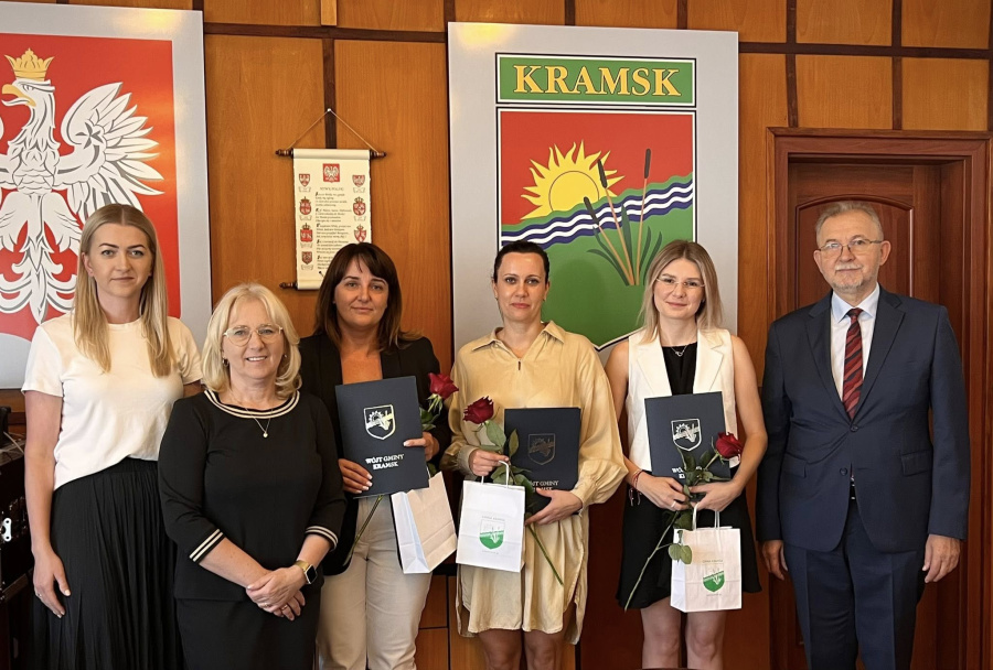 Trzy nauczycielki z gminy Kramsk otrzymały stopień nauczyciela mianowanego