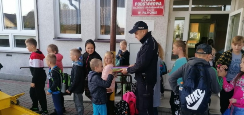 Bezpieczna droga do szkoły! Akcja trwa 