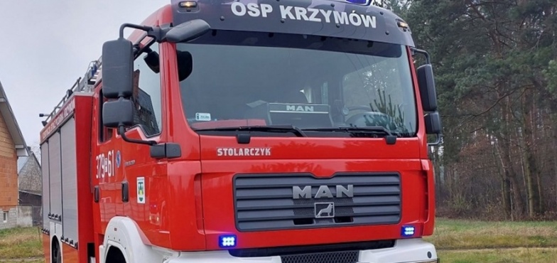 Znaleziono ciało w kanale. Strażacy wydobyli zwłoki mężczyzny na brzeg