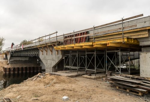 Oddanie mostu w Bernardynce przesunięte. Przerwano odbiór robót 