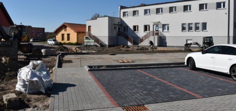 Przy urzędzie gminy będzie nowy parking 