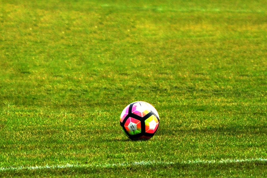 Piłkarski weekend w regionie. Zagrają trzecio- i czwartoligowcy. Inauguracja futsalowego sezonu 