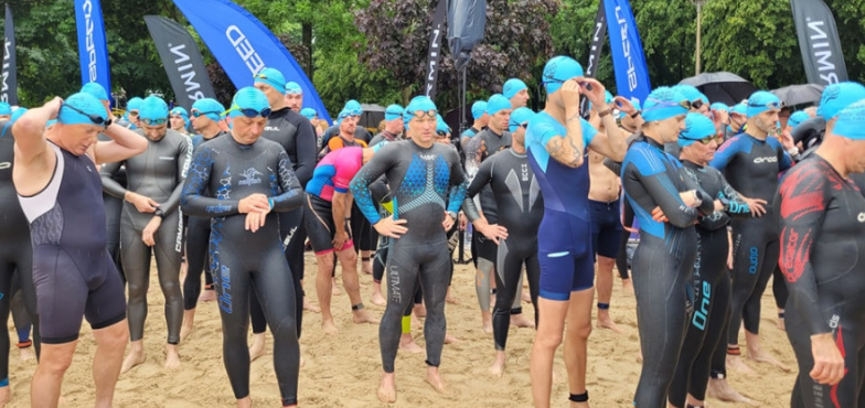 Mimo kapryśnej pogody, Garmin Iron Triathlon w Ślesinie z rekordem 