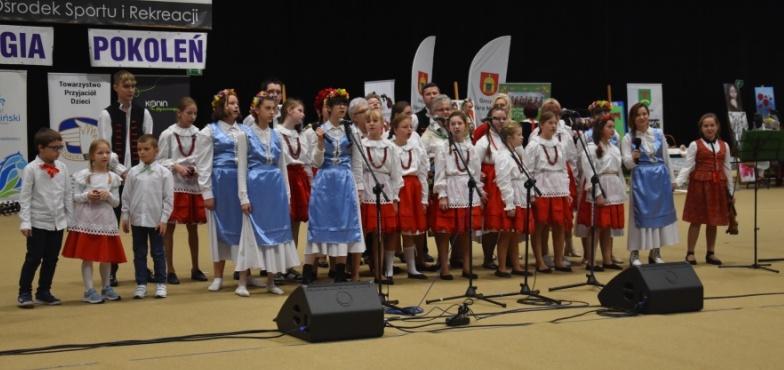 Energia pokoleń na ludowo. Na turnieju było pięknie i kolorowo