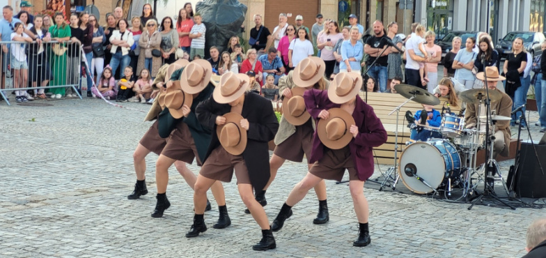 Spektakl Konińskiego Teatru Tańca na finał festiwalu 