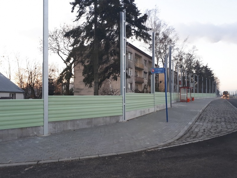 Remont ulicy Ślesińskiej zakończony, a ekranów nadal nie ma
