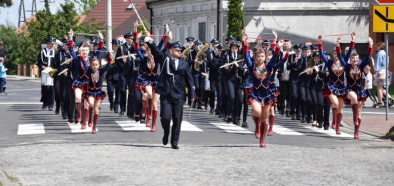 Kramsk świętuje. Powiatowe Dni Rodziny i Gminny Dzień Dziecka