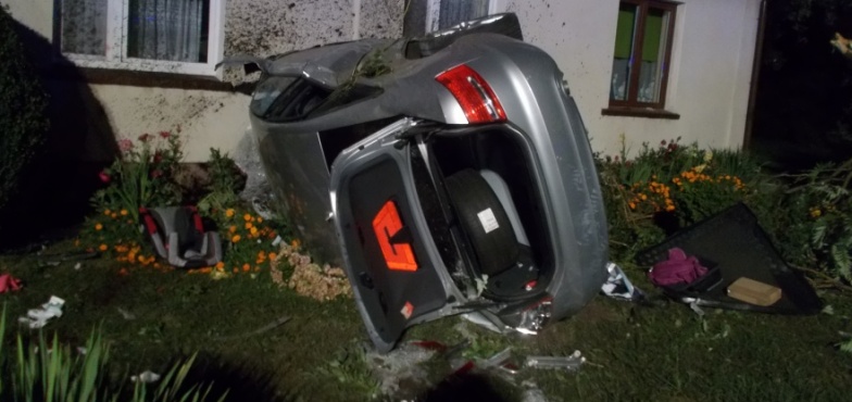Śmiertelny wypadek w Kozarzewie. Zginął 28-letni mężczyzna  