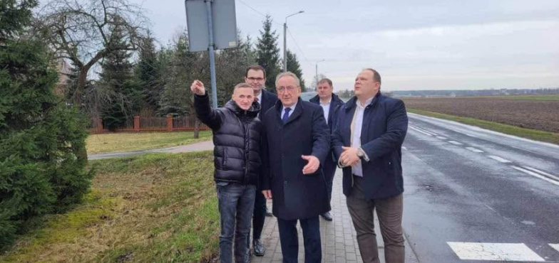 Przebudowa odcinka drogi wojewódzkiej staje się faktem. „Kolejne starania przynoszą efekty”