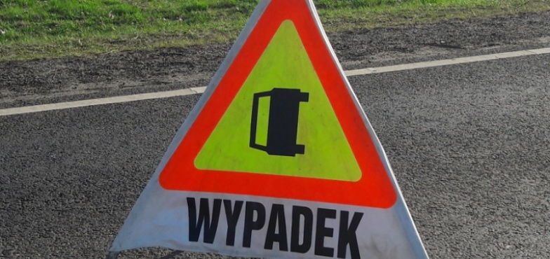 Motocykl zderzył się z mercedesem. Wypadek na Przemysłowej 