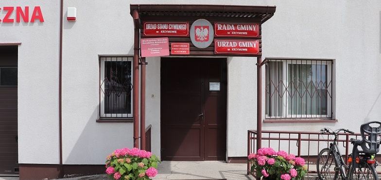 Choć są wakacje, w szkołach trwają konkursy na stanowiska dyrektorów