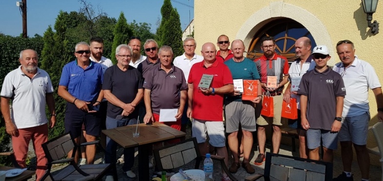 Ponad 4.300 konińskich uderzeń pod Wrocławiem. Robert Tralewski golfowym mistrzem naszego miasta