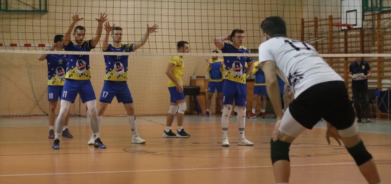 Pogoń Wilków i rozstrzygnięcie losów pojedynku w piątym secie. Za nami siatkarskie derby regionu