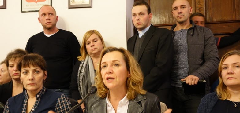 Burzliwa dyskusja podczas komisji. Radni chcieli dowiedzieć się, co wydarzyło się w Gimnazjum  nr 6