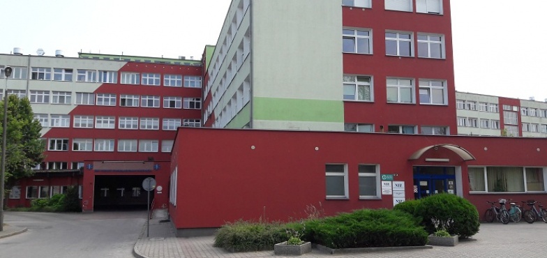 Szpital przygotowany na przyjęcie większej liczby chorych. Wstrzymane przyjęcia planowe na płucnym