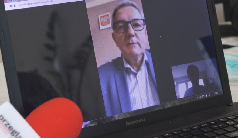 Mimo epidemii, życie toczy się dalej. W gminie remontują drogi