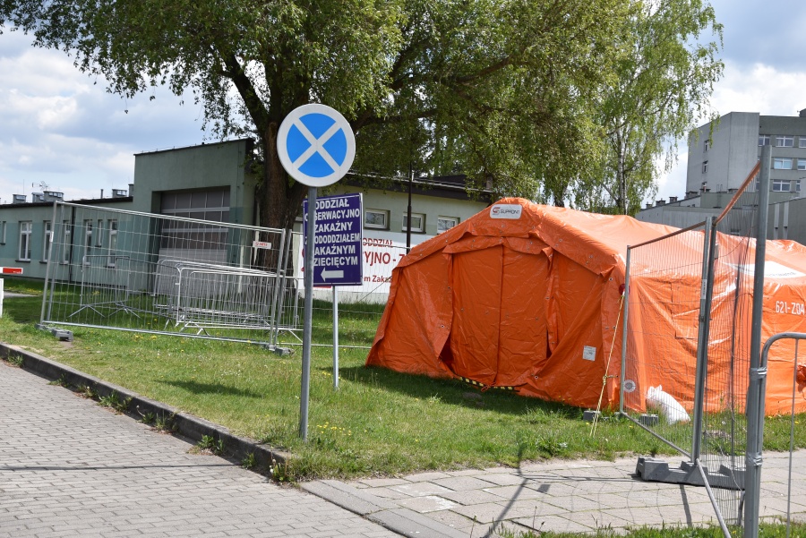 Pracownica Sun Garden w Malanowie z koronawirusem. W powiecie tureckim powołano sztab kryzysowy