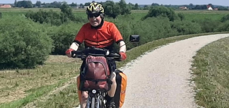 Wyruszył w podróż życia. Dookoła Polski na rowerze 