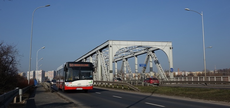 Uczniowie szkół podstawowych i średnich jeżdżą autobusami MZK bez biletów