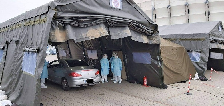 Ruszyły testy na obecność SARS-CoV-2 dla nauczycieli i pracowników szkół podstawowych oraz specjalnych