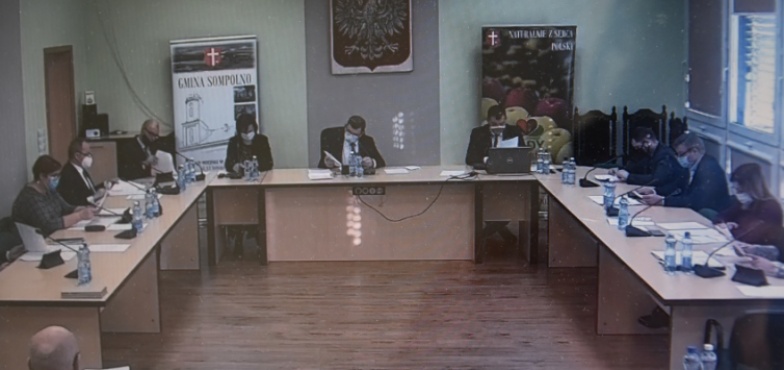 „Będą szpary w naszym płaszczu” - burmistrz Sompolna o uchwalonym budżecie na 2021 rok 