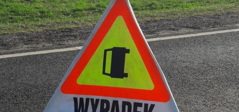 Kierujący osobówką uciekł z miejsca wypadku
