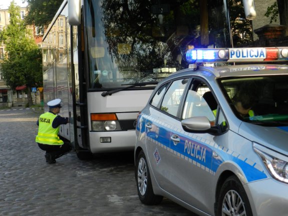 Zgłoś autobus do kontroli. „Bezpieczne wakacje’ 2021"