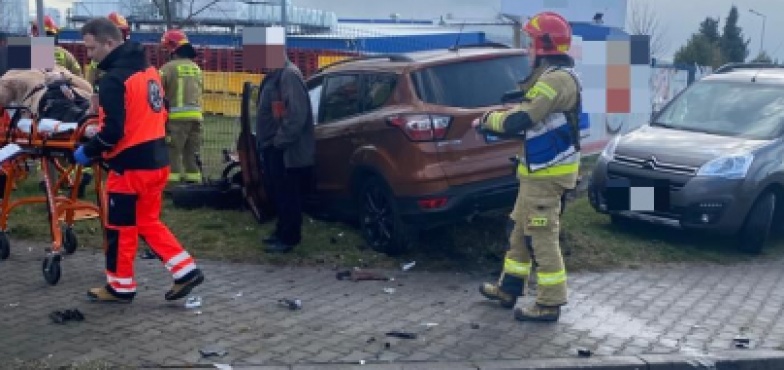 Jedna osoba ranna. Zderzenie przy „Mostostalu”