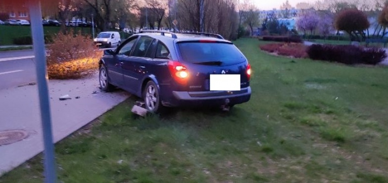 Czytelnik informuje o wczorajszej kolizji i pyta: czy kierowca zostanie ukarany?