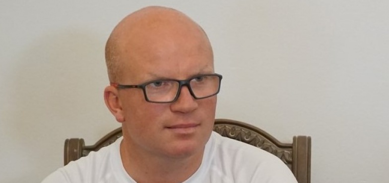 Tysiąc kilometrów na rowerze. Kamil Jaroszewski  ponownie pojedzie „Z pasją po zdrowie Pawełka”