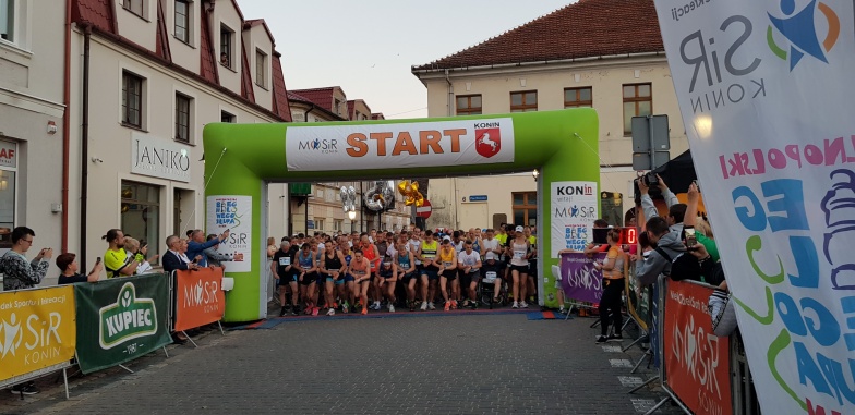 Mistrzowie na starcie 24. Ogólnopolskiego Biegu Milowego Słupa 