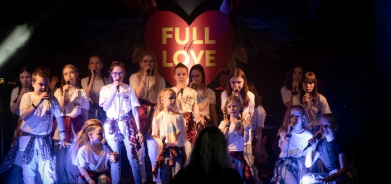 W Koninie też było głośno o miłości i tolerancji. „Full of Love” 