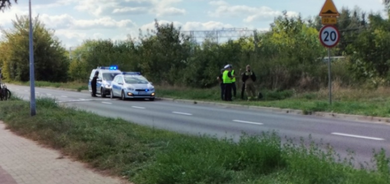 60-letni mężczyzna zginął na torach. Tragedia na dzikim przejściu
