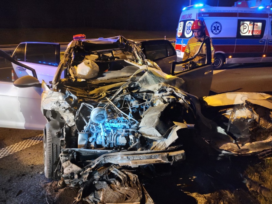 Wypadek na A2 w Osieczy Pierwszej. Jedna osoba ranna
