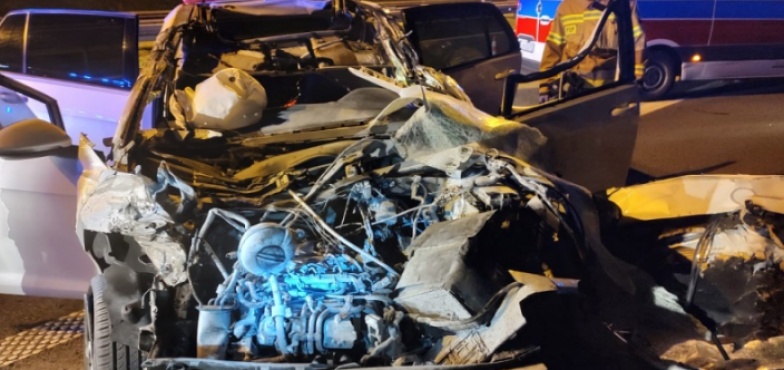 Wypadek na A2 w Osieczy Pierwszej. Jedna osoba ranna