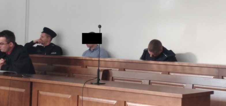 Nożownik ze „Skarpy” przed sądem. „Ostatnie chwile chcieliśmy spędzić razem”