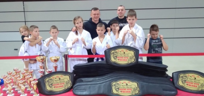 Sukces młodych sportowców. Zdobyli kilkanaście medali