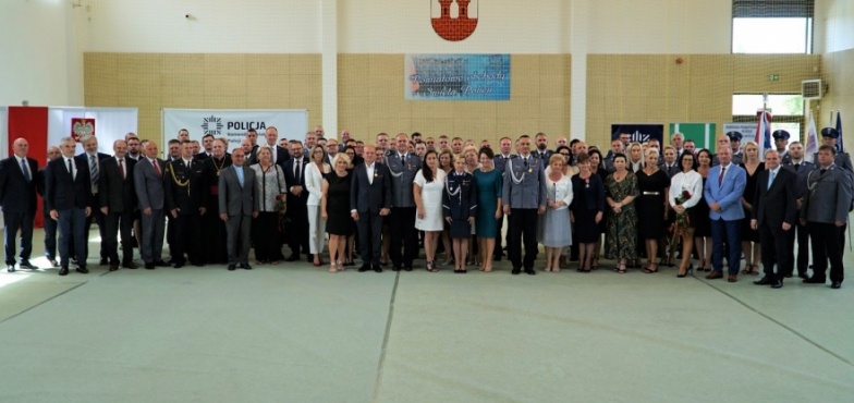 „Bycie policjantem to zaszczyt i zobowiązanie”. Funkcjonariusze powiatu kolskiego świętowali