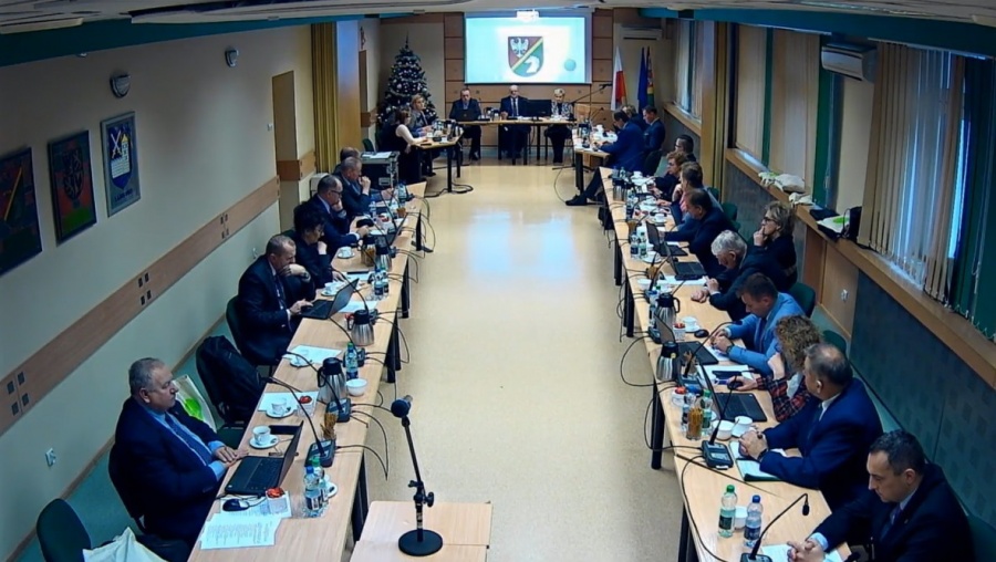 Radni nie kupią starego, a nowy samochód. Czy jeszcze produkują auta za 40 tysięcy?