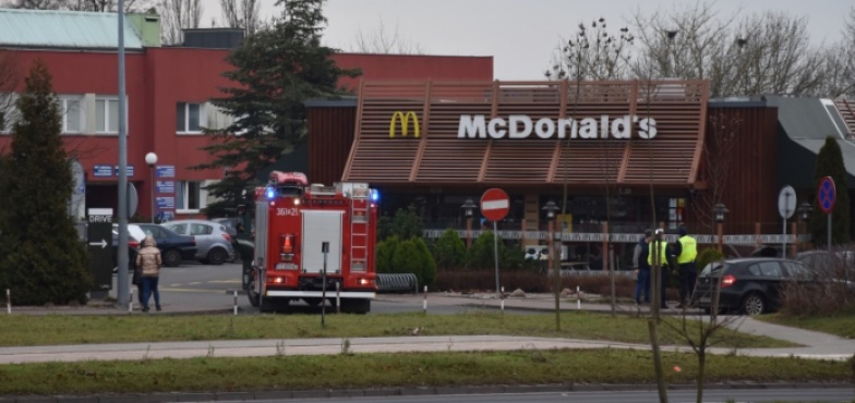 Radiowozy przy McDonaldzie. Co się stało? (AKTUALIZACJA)