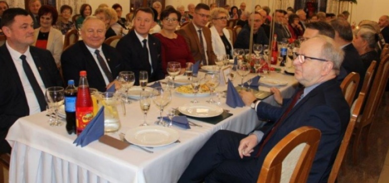 Jesień życia to wiosna pomysłów! 10. urodziny Klubu Seniora. 