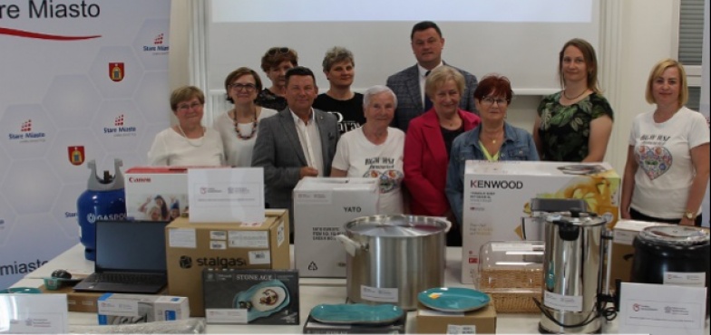 Sprzęt kuchenny i elektroniczny dla gospodyń. Będą organizować spotkania dla mieszkańców