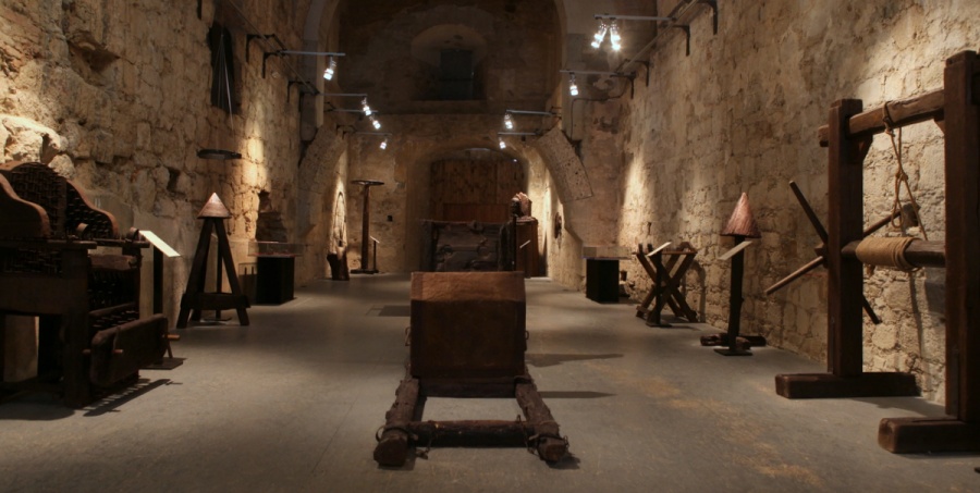 Średniowieczne narzędzia tortur w Turku. Muzeum zaprasza na wystawę