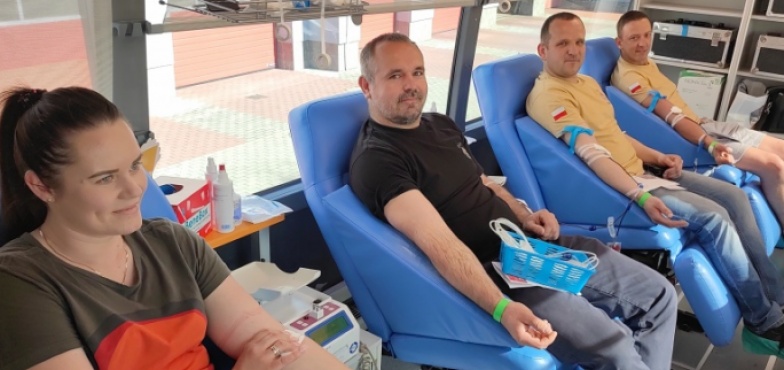 Strażacy honorowo oddali krew. 11 litrów dla potrzebujących