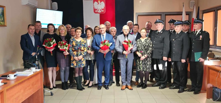 Strażacy podziękowali burmistrzowi i radnym. Oficjalnie, na sesji