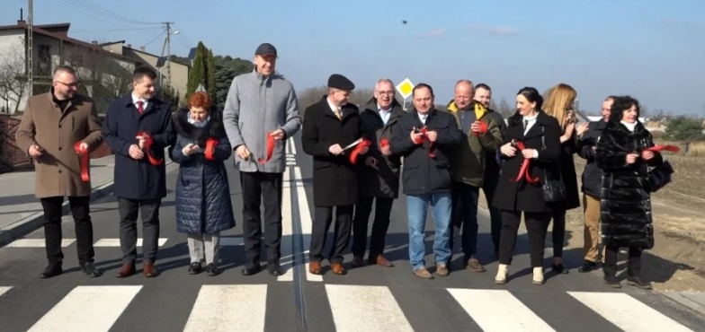 Droga na odcinku Kościelec-Gąsiorów oficjalnie otwarta