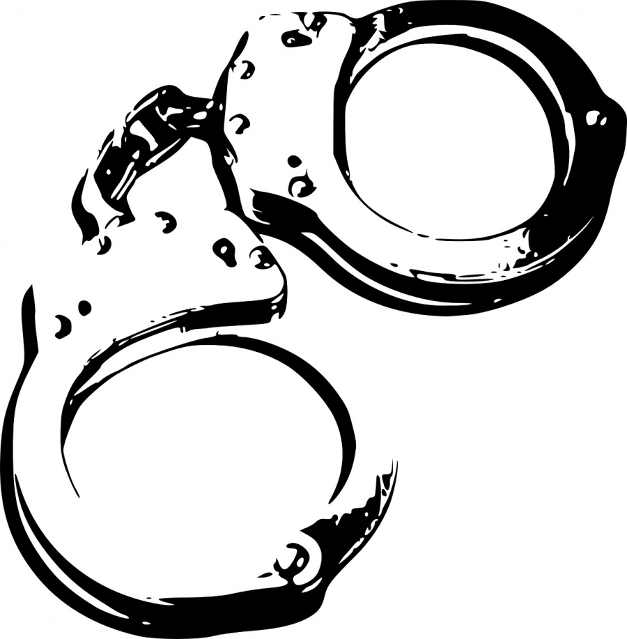 Uderzył policjanta w twarz. 33-latek czeka na przesłuchanie